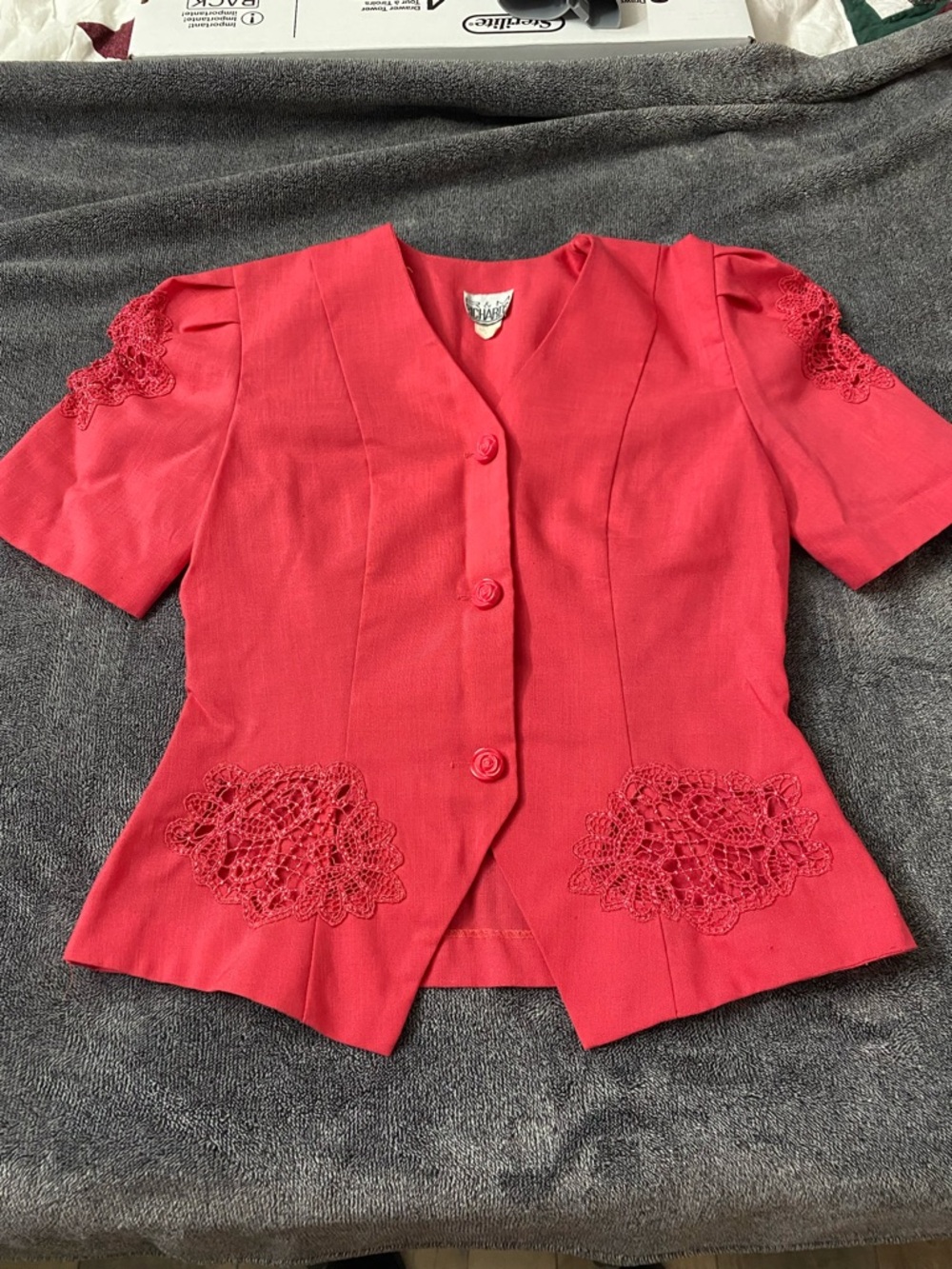 Vintage Rose Motif Crochet Lace Blazer – Romantic Southern Belle Style - Picture 3 of 12